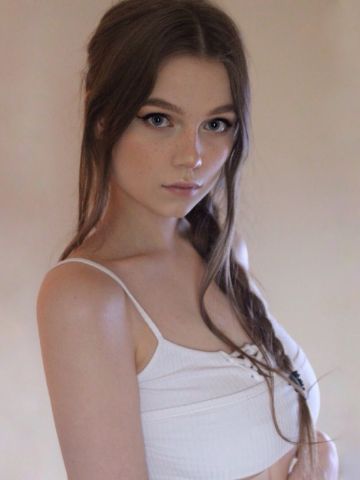 Алина